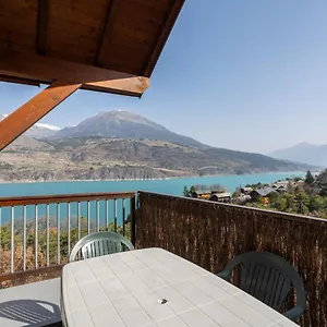 https://le-bleuet-du-lac.fr-provencehotel.com