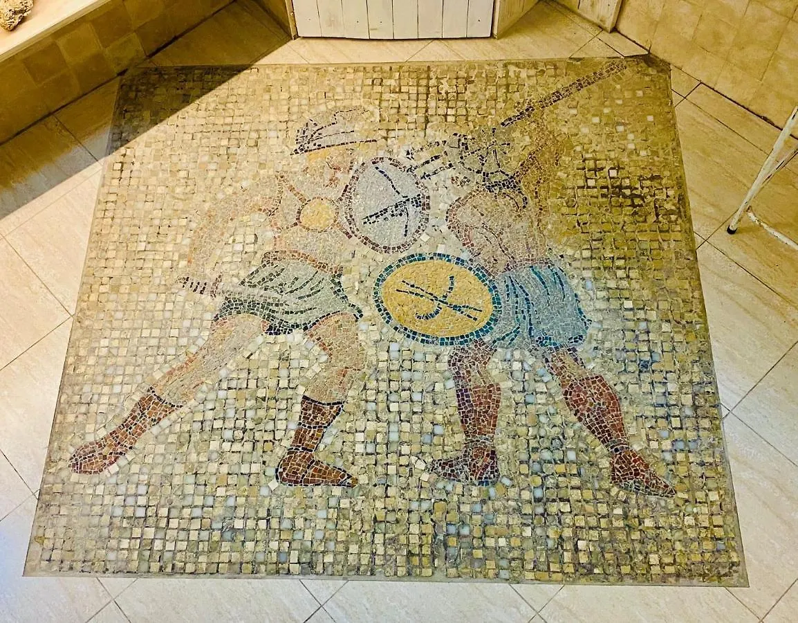 Ancient Roman Mansion 0*, Rome Italy
